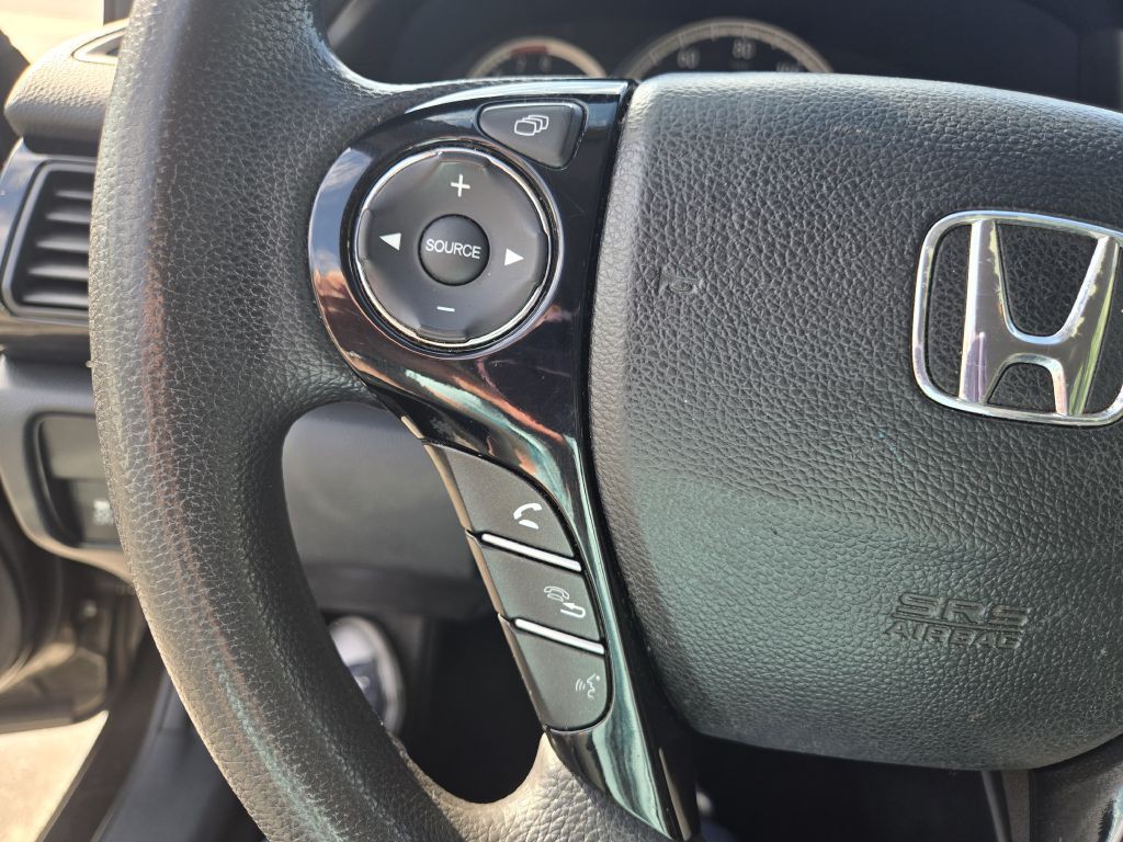 2016 Honda Accord Image 15