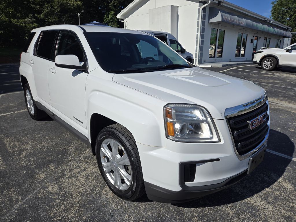 2017 GMC Terrain Image 1