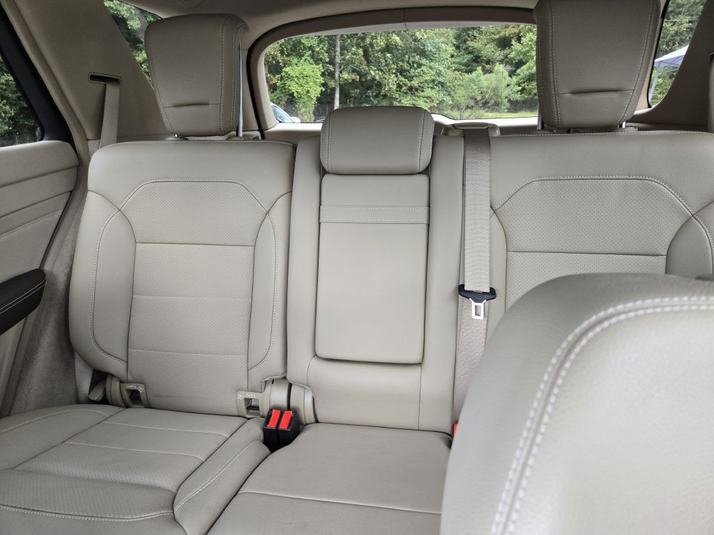 2014 Mercedes-Benz M-Class Image 25