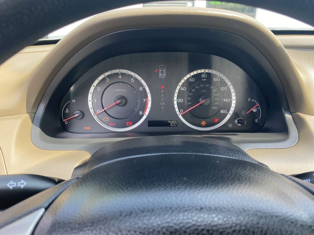2010 Honda Accord Image 18