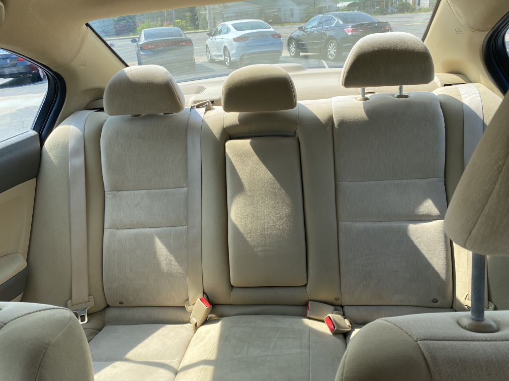 2010 Honda Accord Image 23