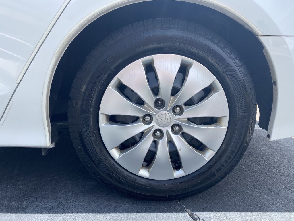 2010 Honda Accord Image 26
