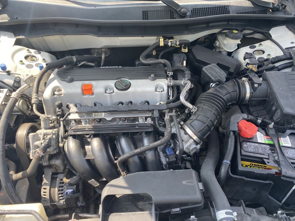 2010 Honda Accord Image 28