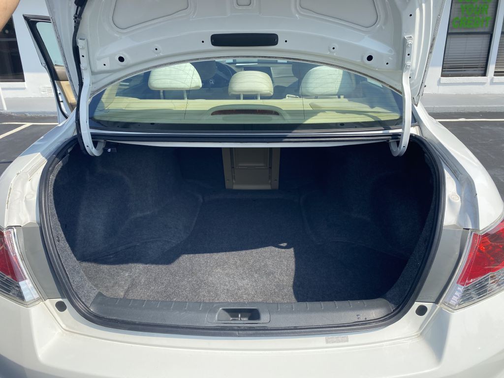 2010 Honda Accord Image 30