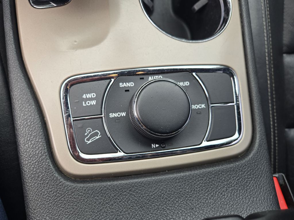 2015 Jeep Grand Cherokee Image 19