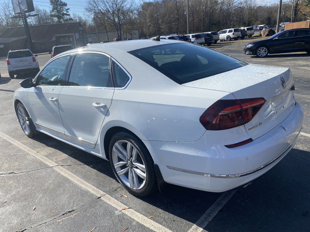 2017 Volkswagen Passat Image 4
