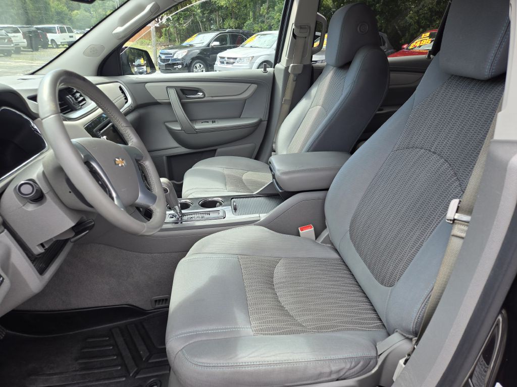 2017 Chevrolet Traverse Image 11