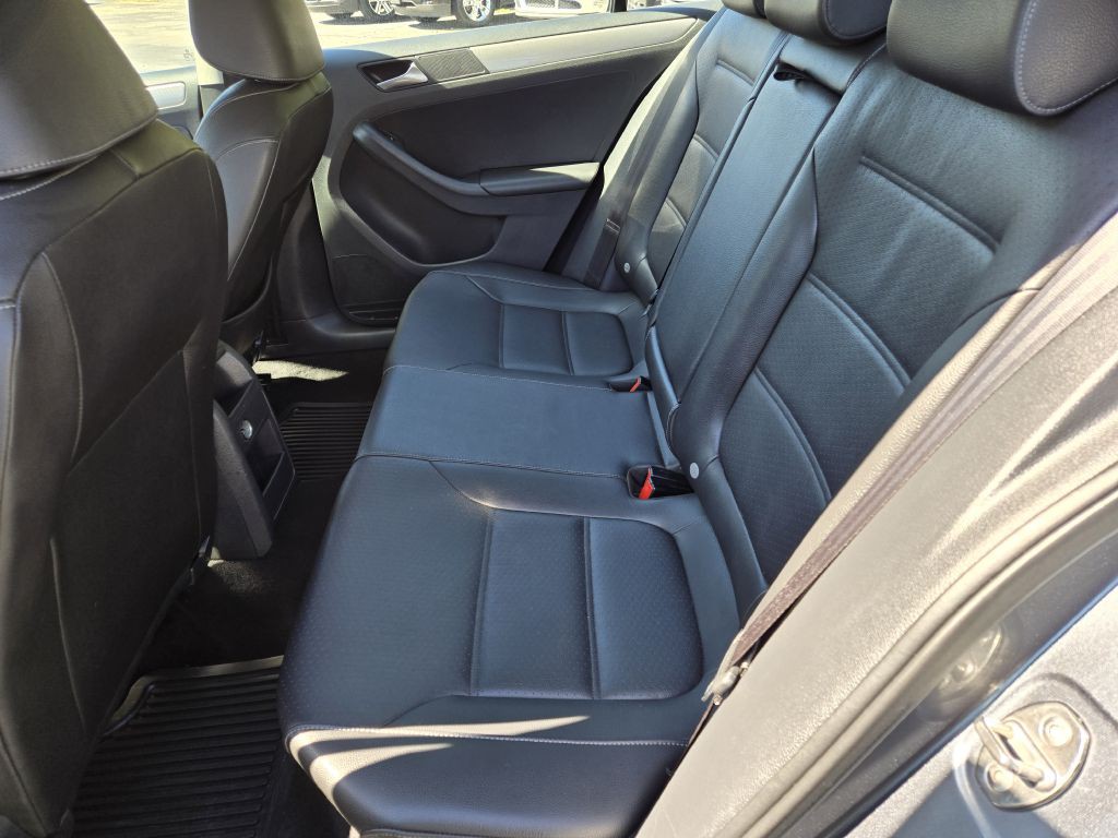 2018 Volkswagen Jetta Image 10