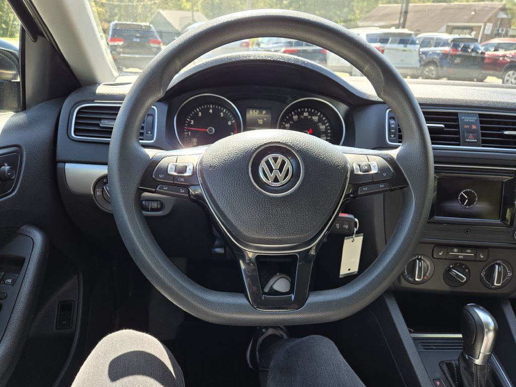 2018 Volkswagen Jetta Image 11