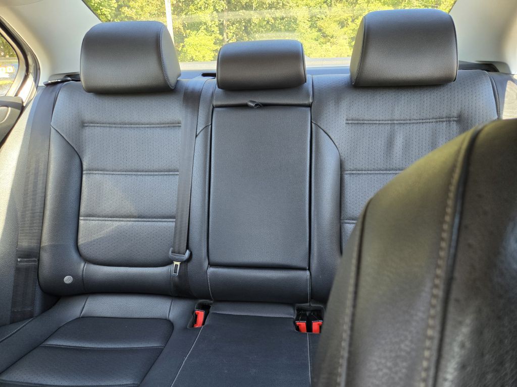2018 Volkswagen Jetta Image 16