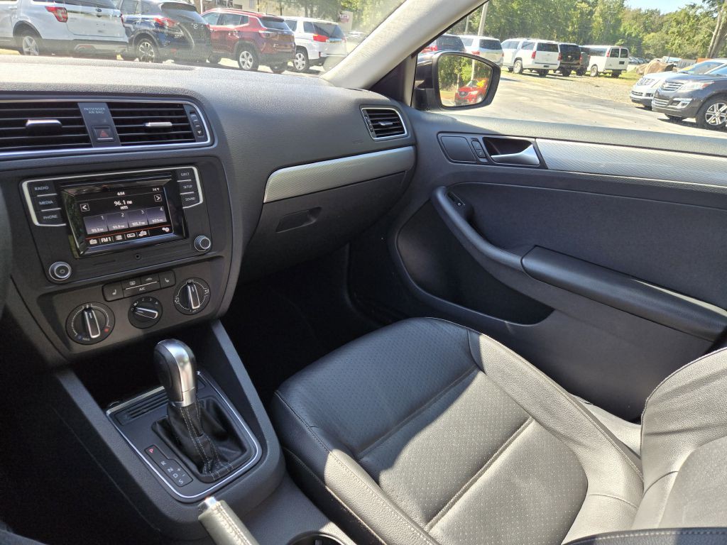 2018 Volkswagen Jetta Image 17