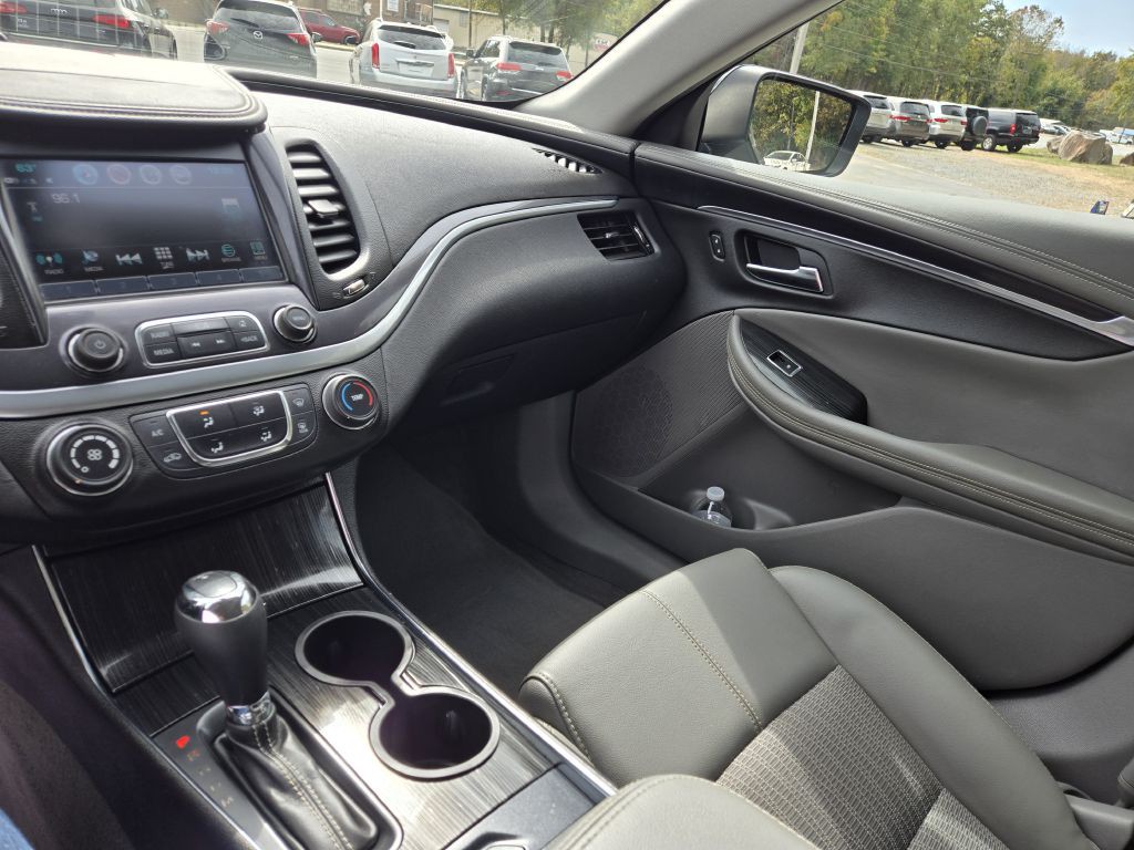 2019 Chevrolet Impala Image 13