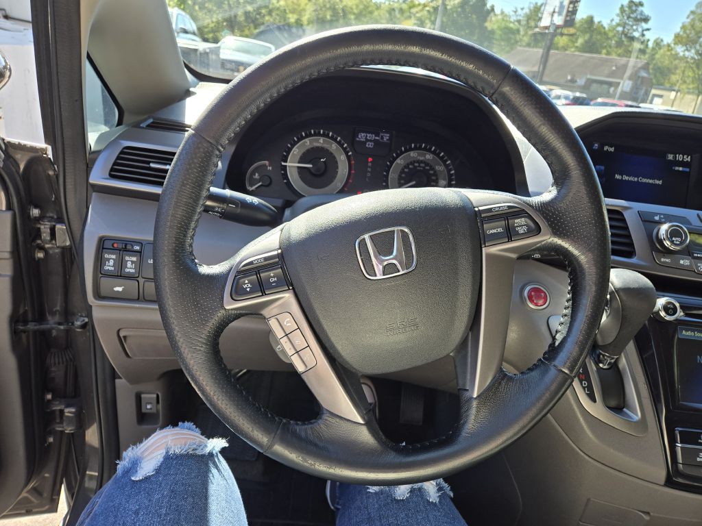 2015 Honda Odyssey Image 14