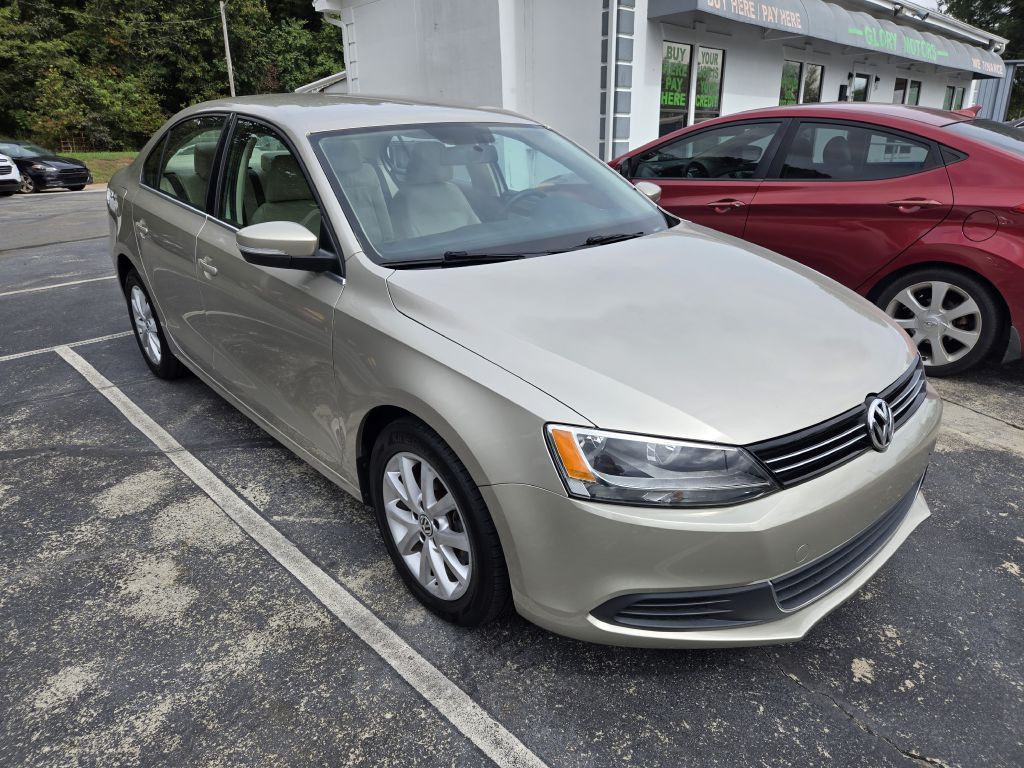 2013 Volkswagen Jetta Image 1