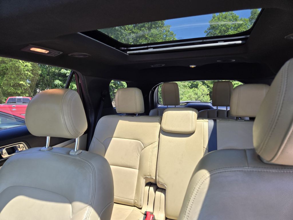 2016 Ford Explorer Image 11