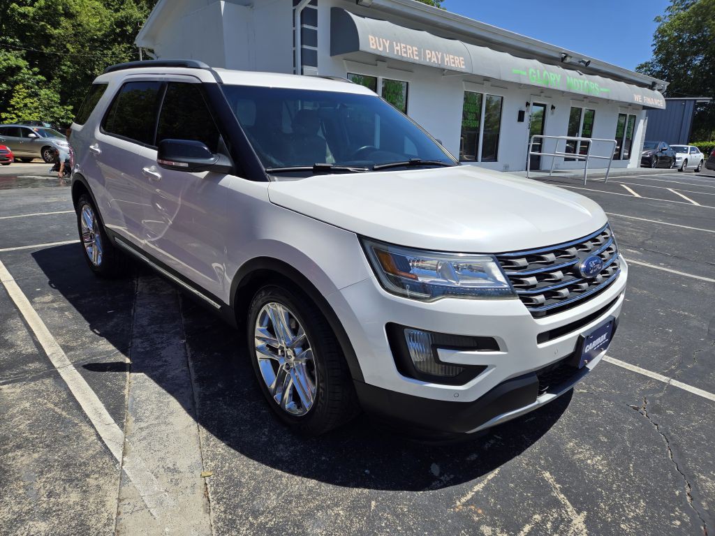2016 Ford Explorer Image 1