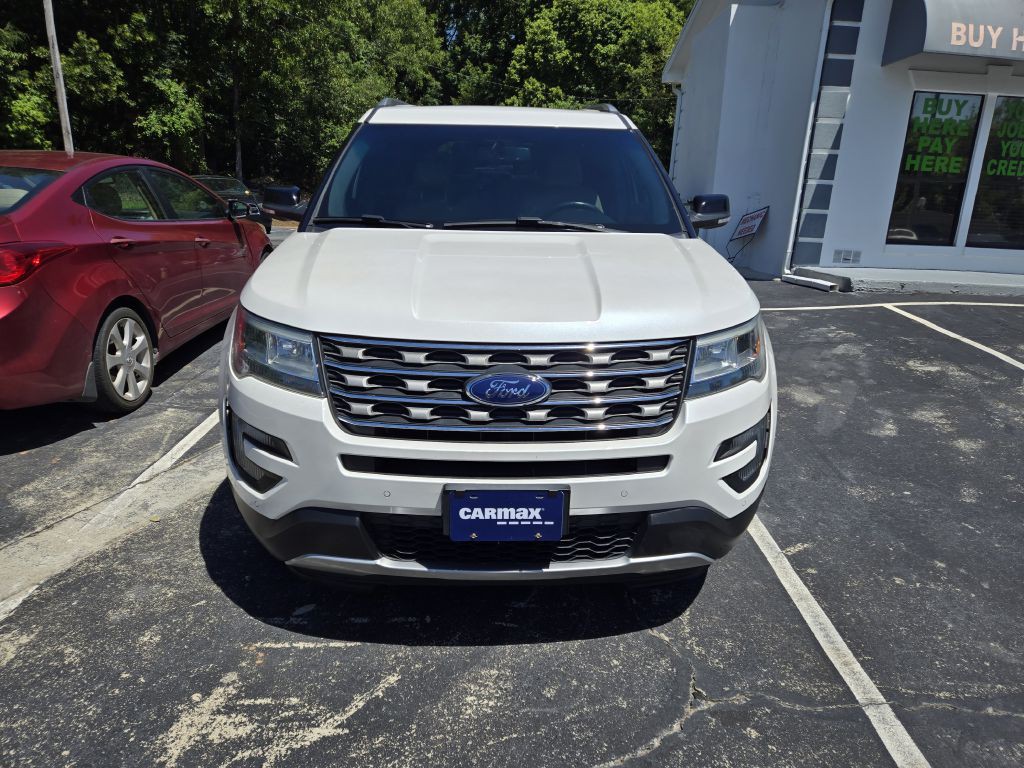 2016 Ford Explorer Image 2