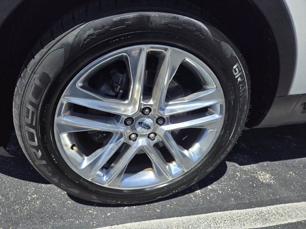 2016 Ford Explorer Image 21