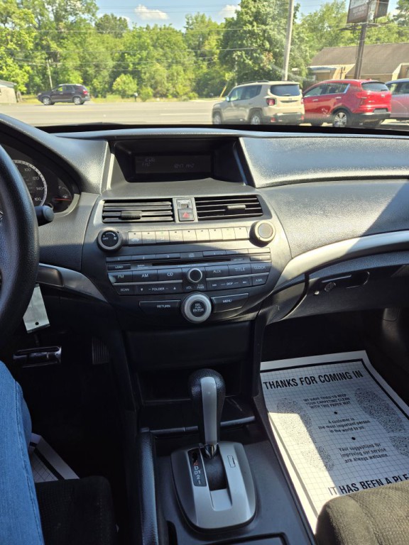 2010 Honda Accord Image 11