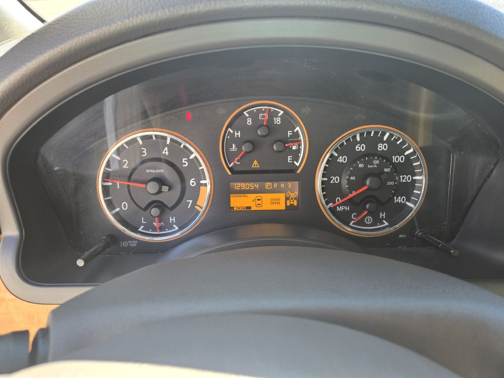 2013 Nissan Armada Image 14