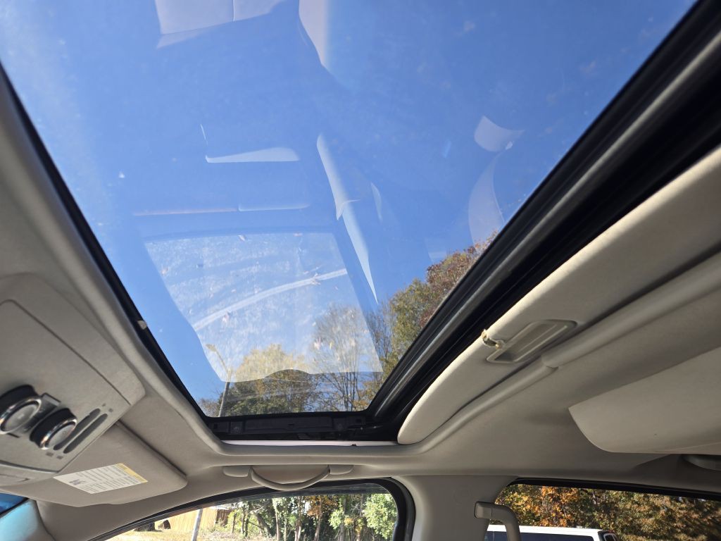 2013 Nissan Armada Image 18