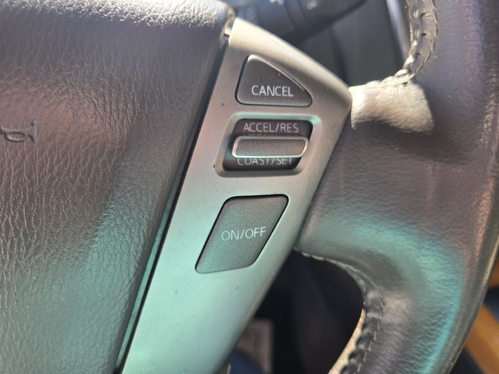 2013 Nissan Armada Image 21