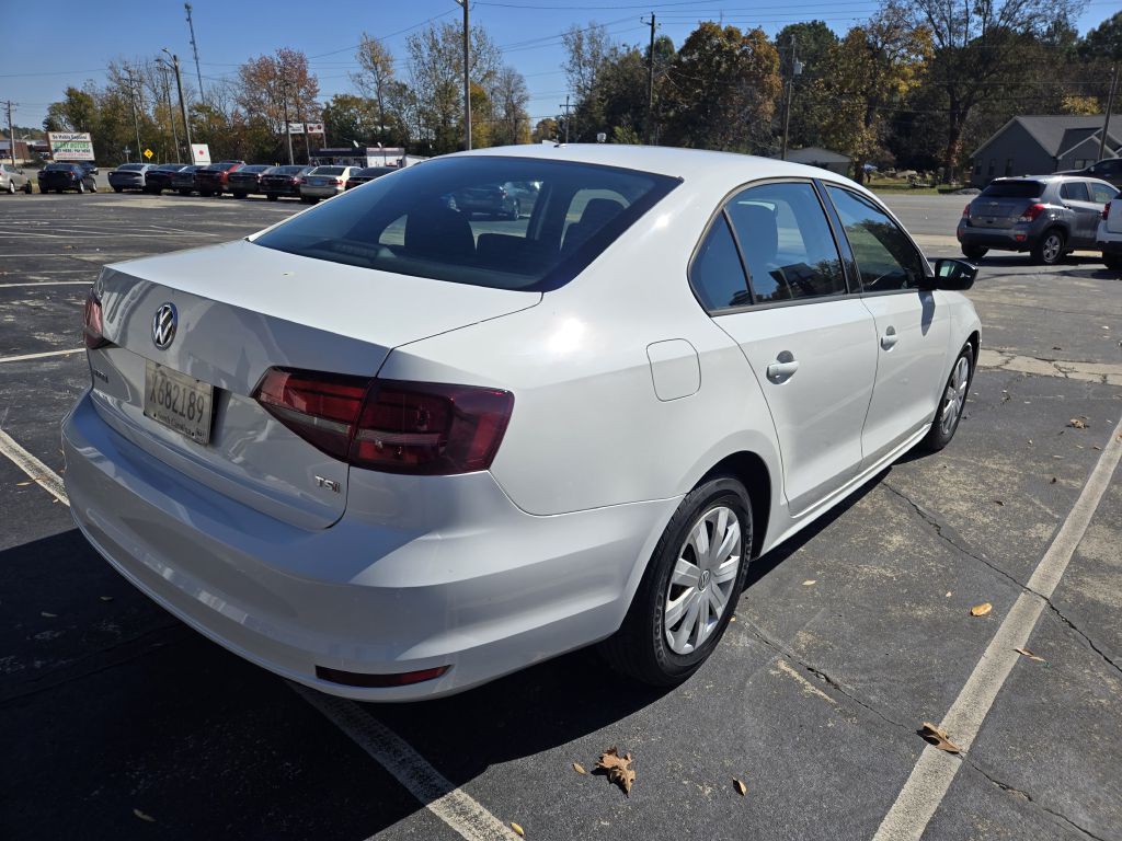 2016 Volkswagen Jetta Image 4