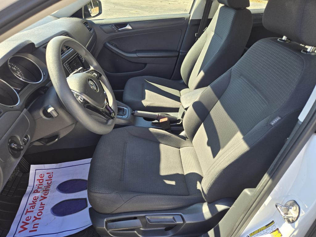 2016 Volkswagen Jetta Image 8