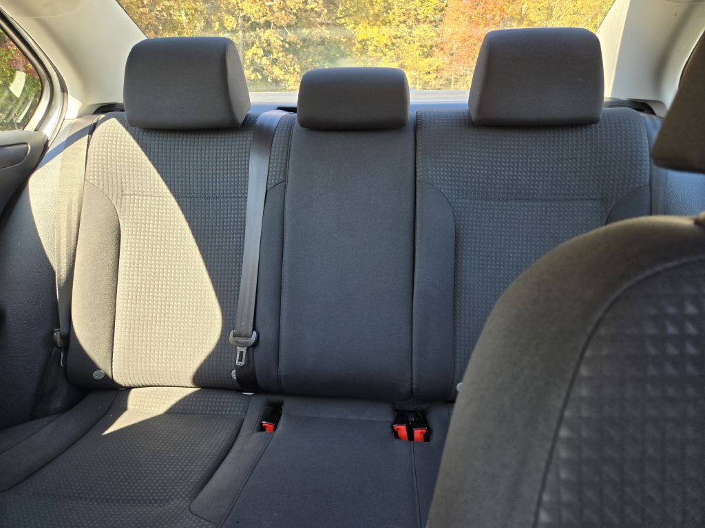 2016 Volkswagen Jetta Image 16