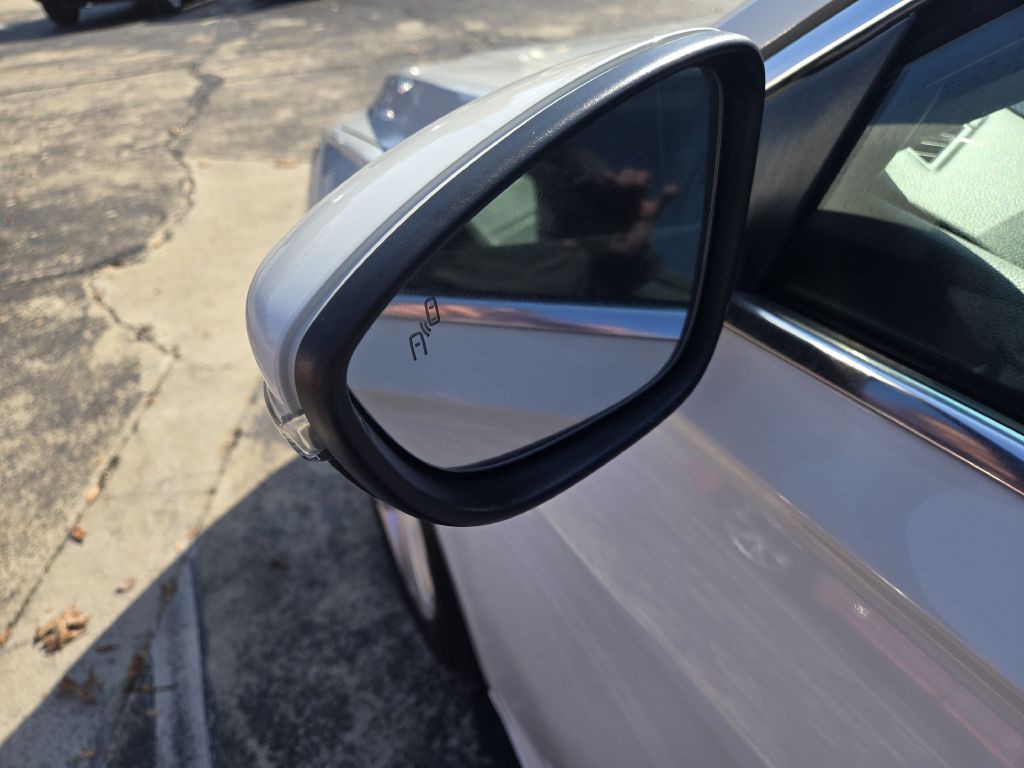 2020 Volkswagen Passat Image 8