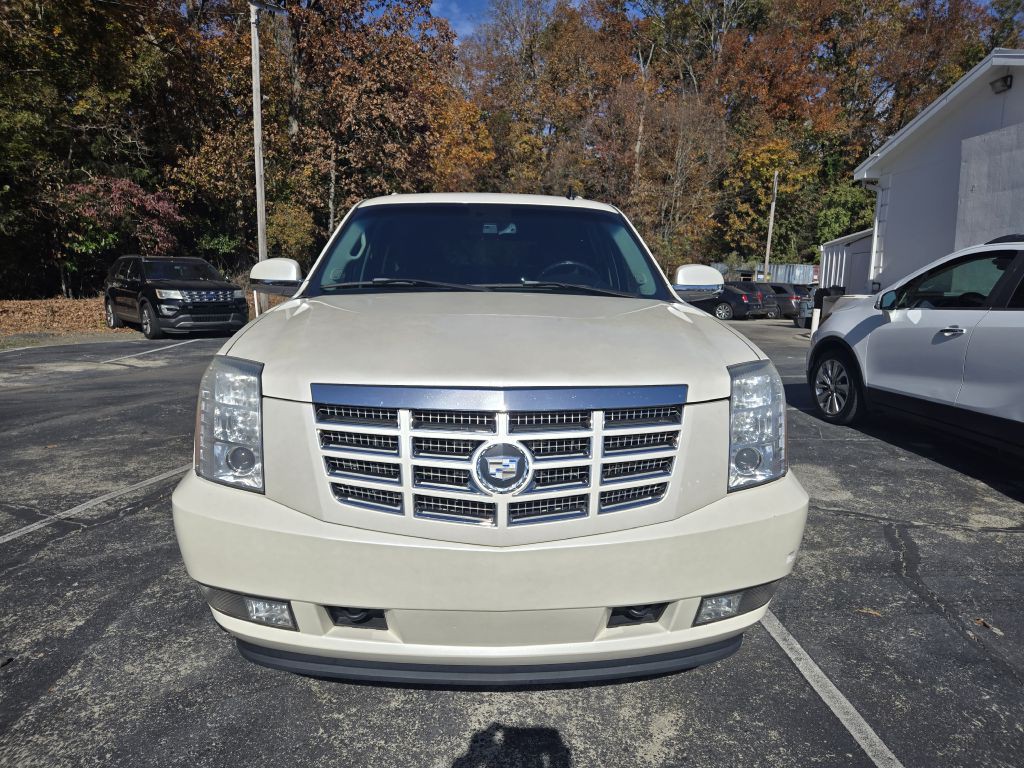 2007 Cadillac Escalade Image 2