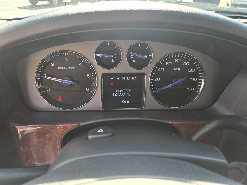 2007 Cadillac Escalade Image 18
