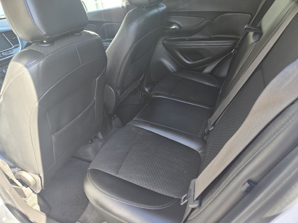 2017 Buick Enclave Image 13