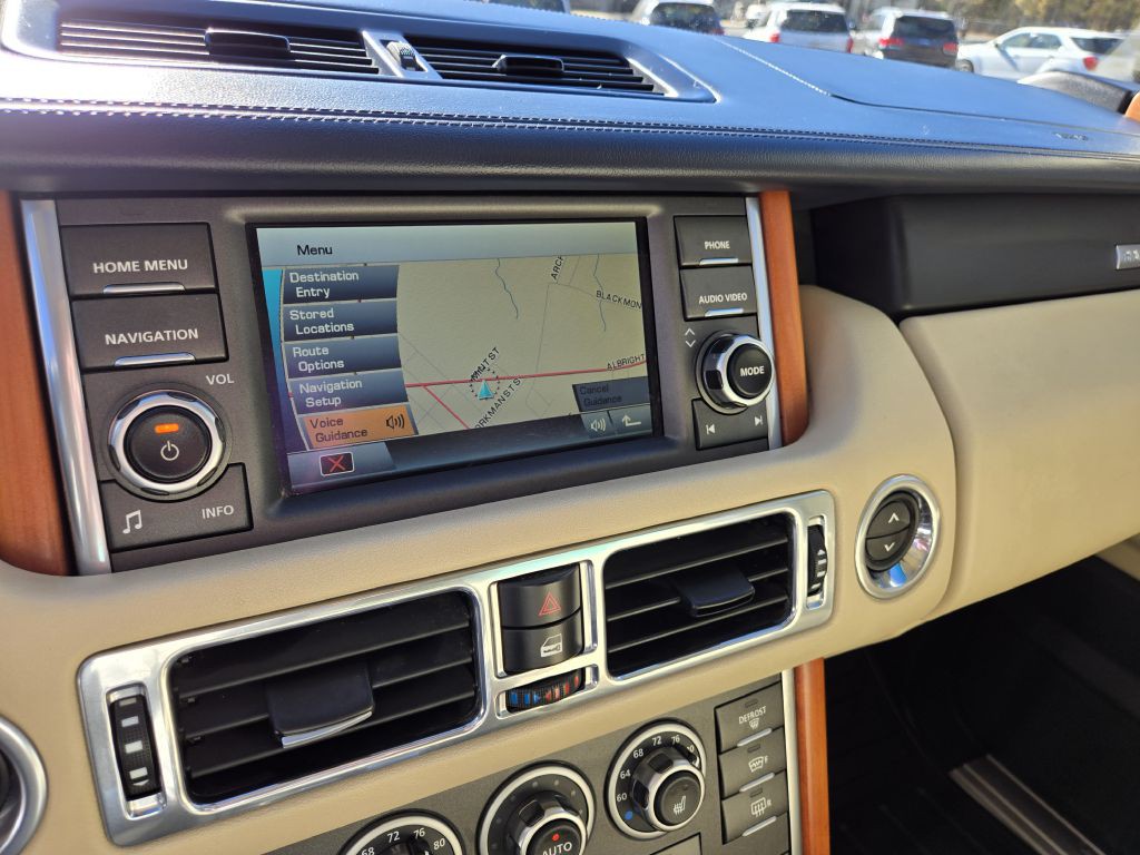 2011 Land Rover Range Rover Image 23