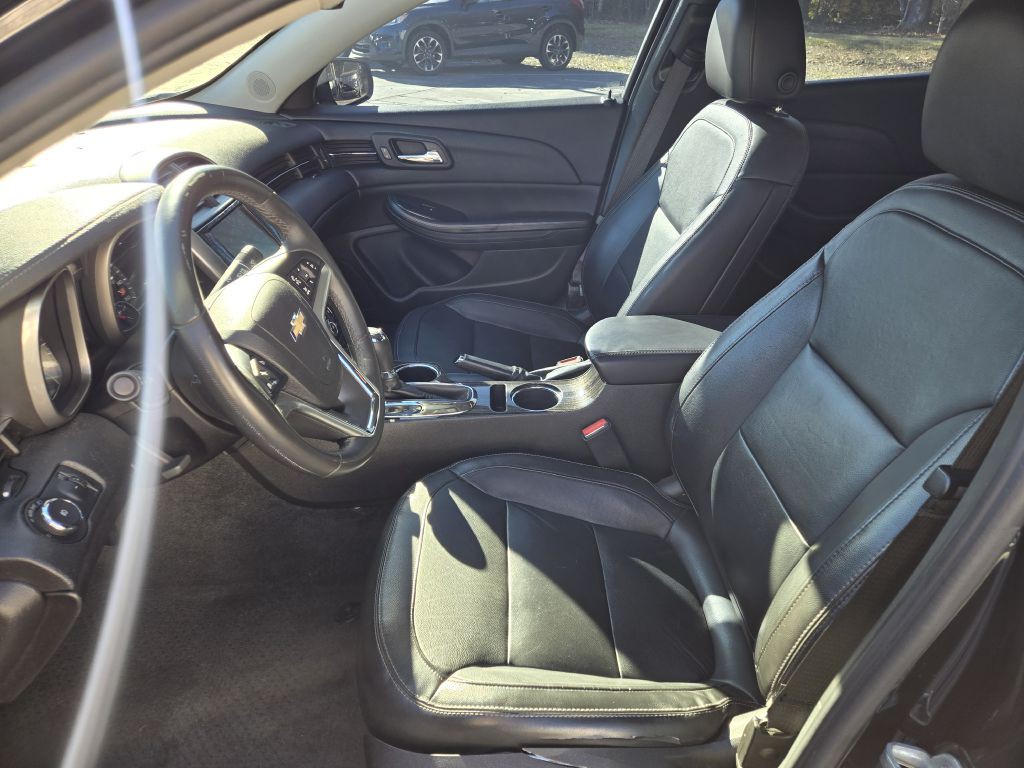 2015 Chevrolet Malibu Image 10