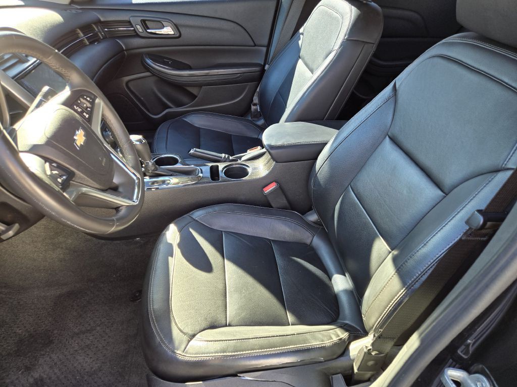 2015 Chevrolet Malibu Image 12