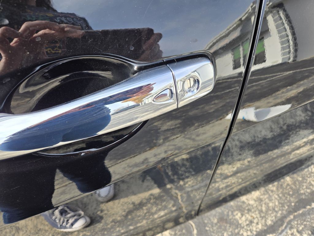 2019 Nissan Maxima Image 8