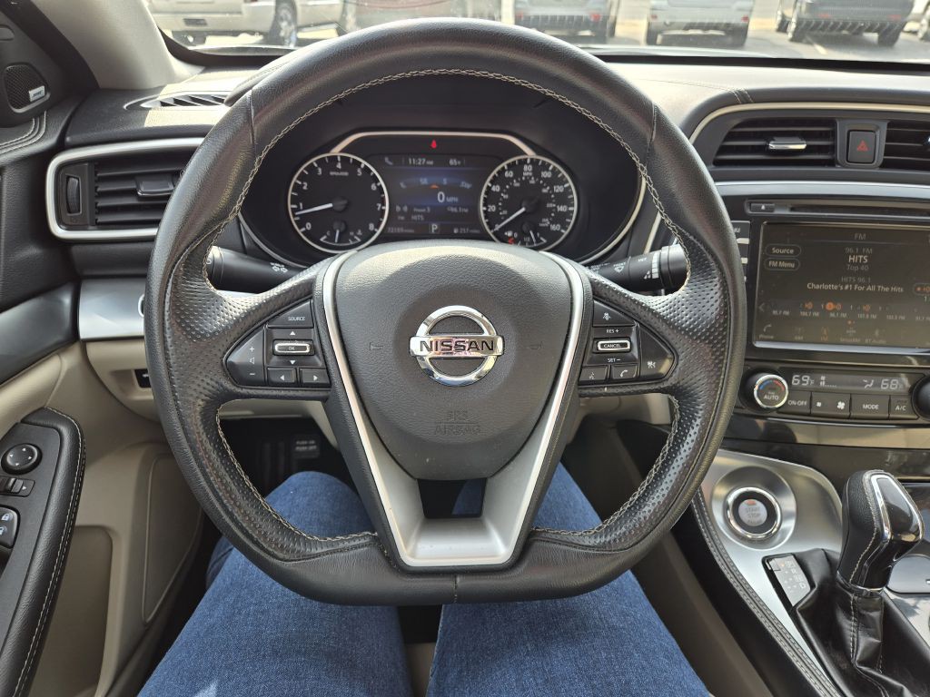 2019 Nissan Maxima Image 12