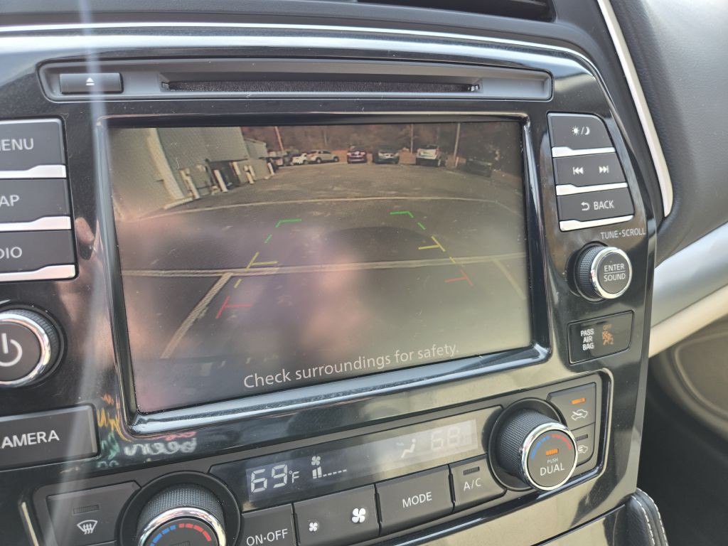 2019 Nissan Maxima Image 19