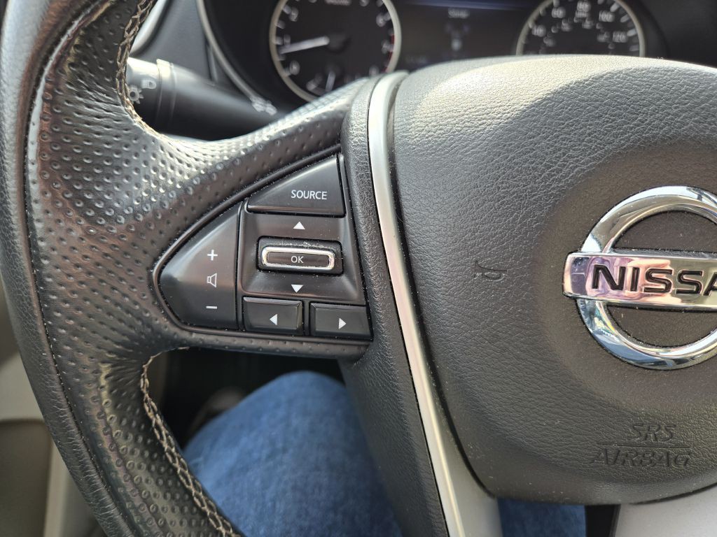 2019 Nissan Maxima Image 21