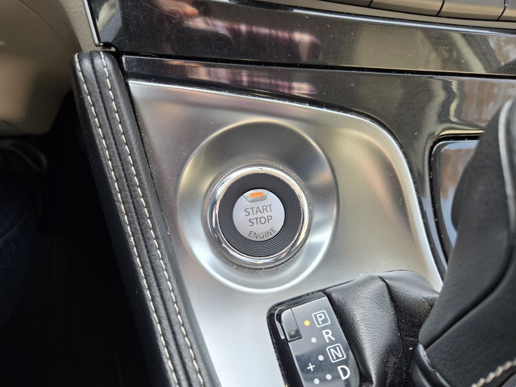 2019 Nissan Maxima Image 22