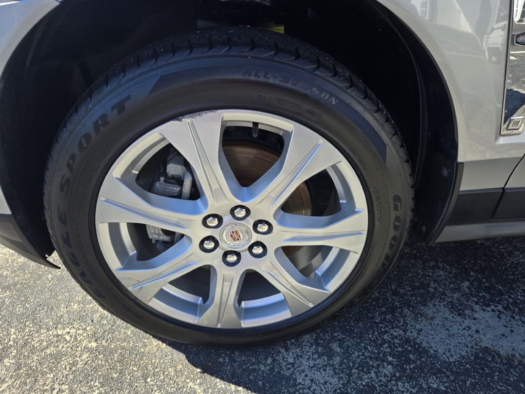 2011 Cadillac SRX Image 24