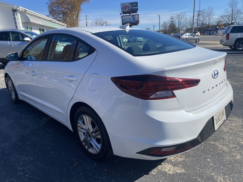 2020 Hyundai Elantra Image 4
