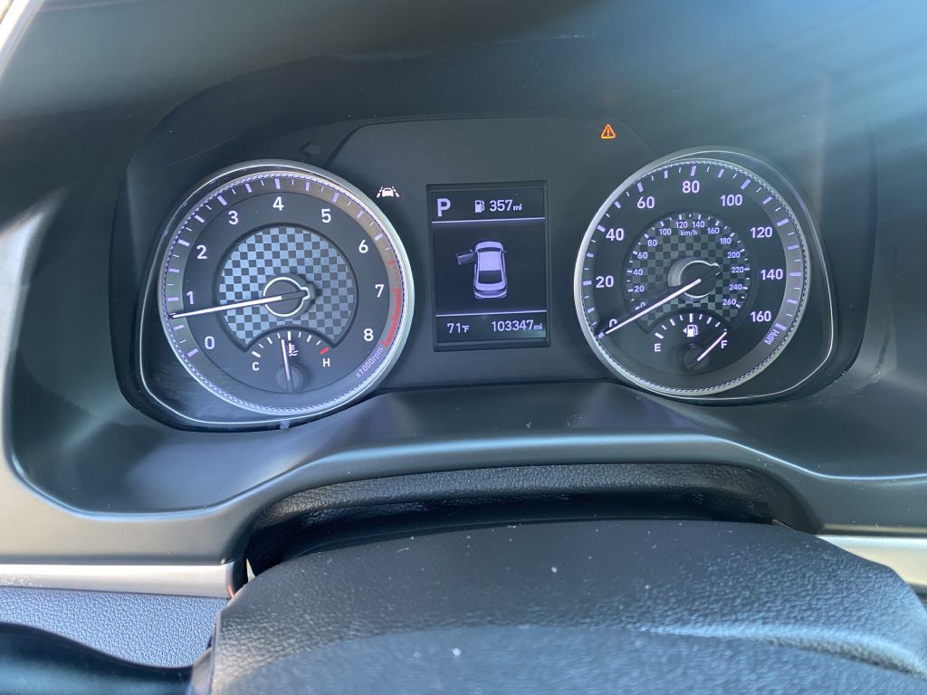 2020 Hyundai Elantra Image 11