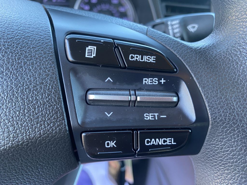 2020 Hyundai Elantra Image 16