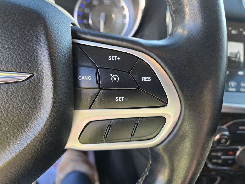 2019 Chrysler 300 Image 21