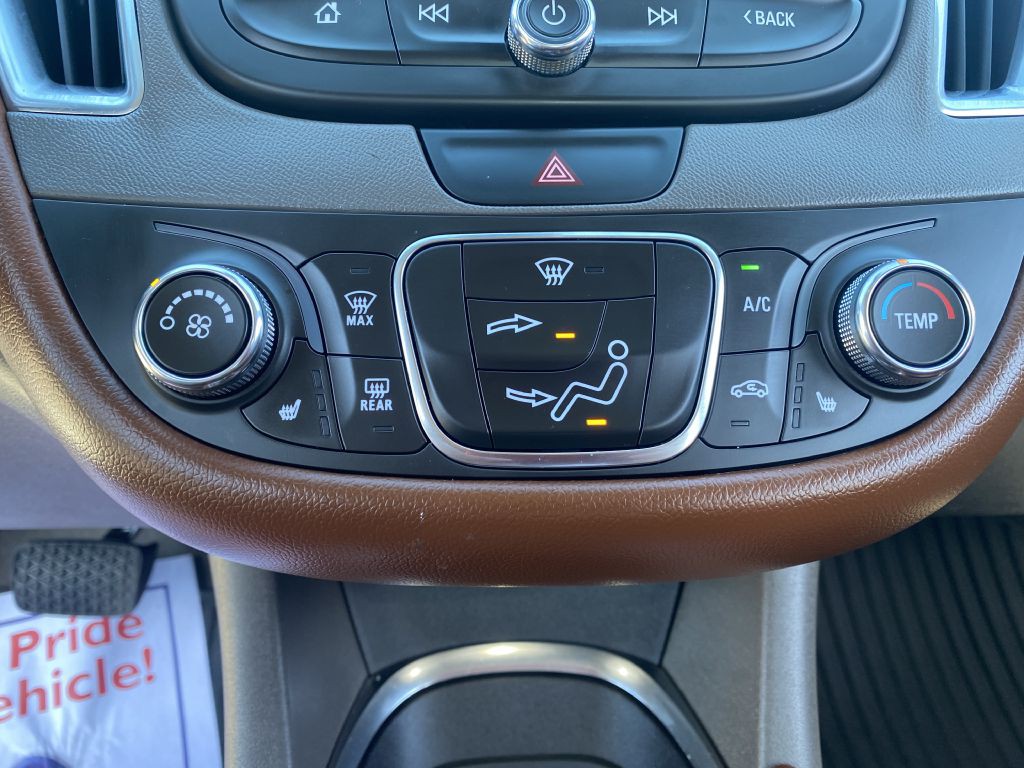 2016 Chevrolet Malibu Image 11