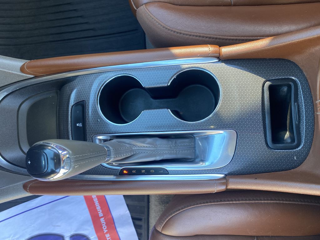 2016 Chevrolet Malibu Image 12