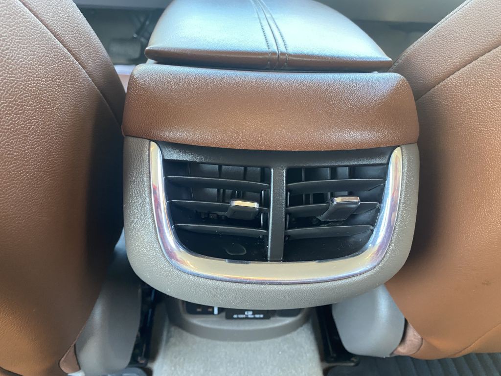 2016 Chevrolet Malibu Image 16