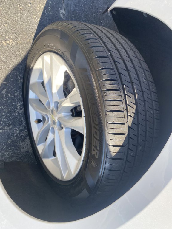 2016 Chevrolet Malibu Image 18